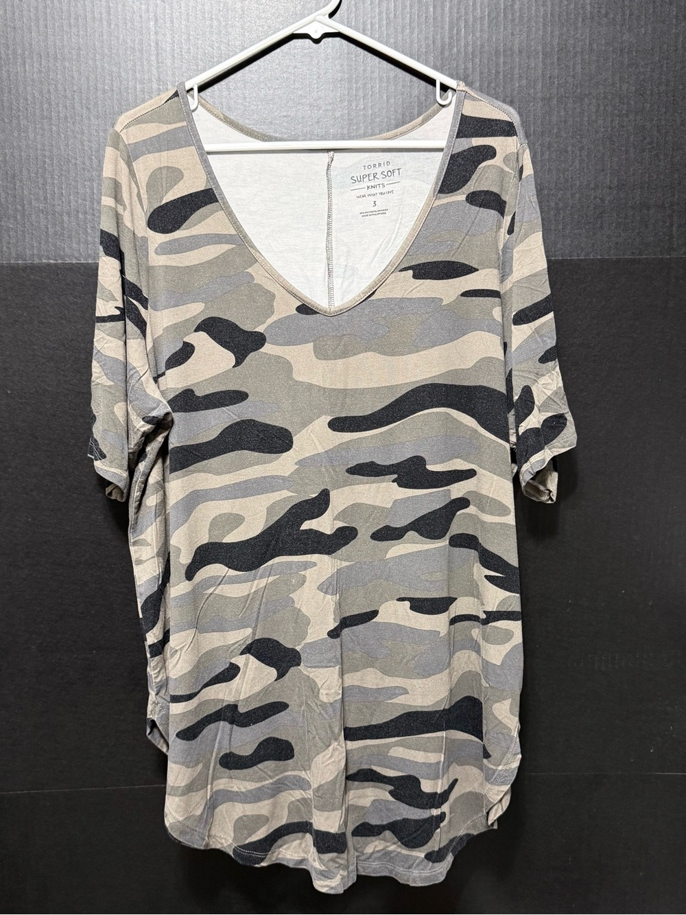 🔱Torrid Super Soft Brushed Camo Deep V-neck Tunic
